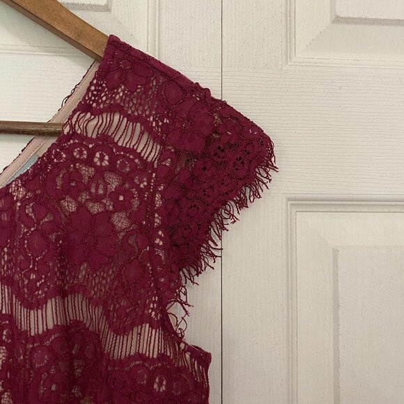 Maeve Anthropologie Women's Red Lace Peplum Cap Sleeve Cocktail Dress Size Small - Picture 6 of 11